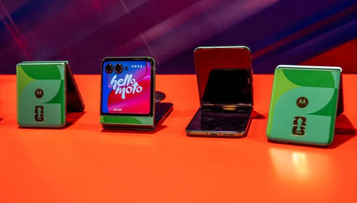 Tại CES 2026, Motorola đã giới thiệu Razr FIFA World Cup 26 Edition. (Ảnh: Cnet)