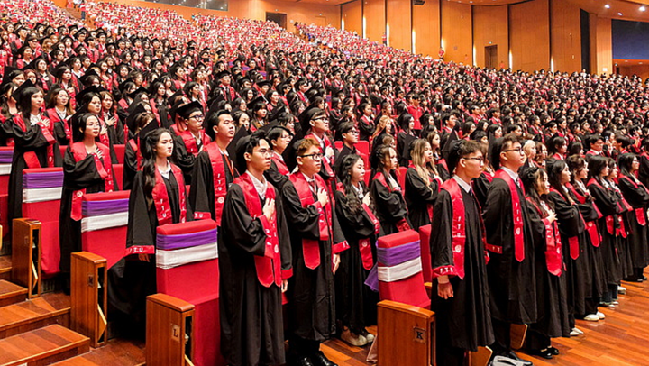 Năm 2026, trường Đại học Ngoại thương (FTU) dự kiến mở mới 10 ngành, trong đó có ngành Trí tuệ nhân tạo. (Ảnh: FTU)