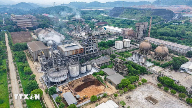 Toàn cảnh nhà máy sản xuất phân bón DAP Lào Cai. (Ảnh: Hoàng Hiếu/TTXVN)