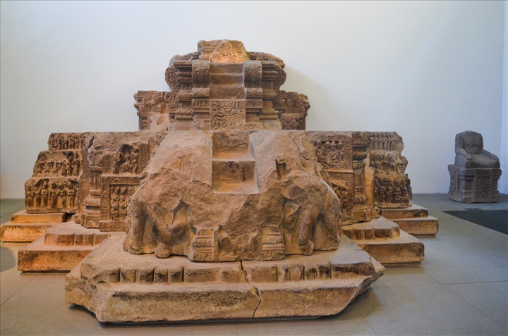 Đài thờ Đồng Dương là minh chứng rực rỡ cho thời kỳ hưng thịnh của Phật giáo Chăm Pa.