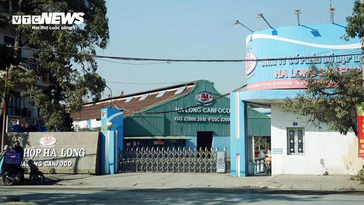 Cơ quan chức năng xác định có lượng lớn hàng thành phẩm được Công ty Cổ phần Đồ hộp Hạ Long chế biến từ thịt nhiễm dịch tả lợn châu Phi.