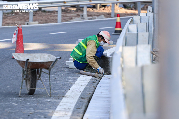Toàn cảnh nút giao thi công thần tốc, nối đường Ngọc Hồi với cao tốc Pháp Vân - 10