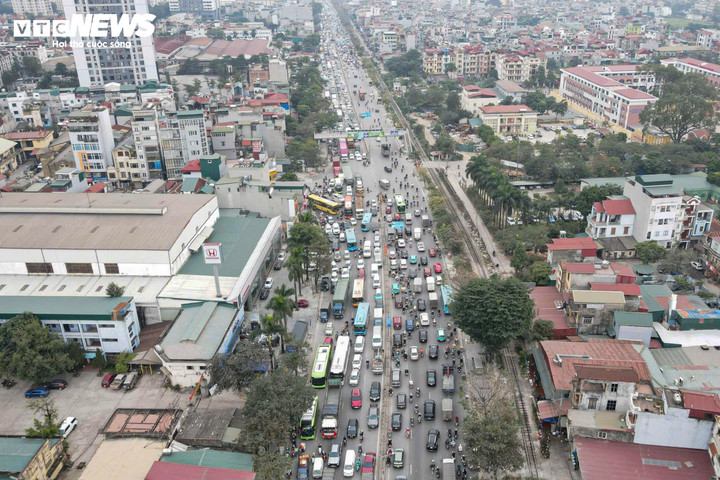 Khu vực nút giao Pháp Vân – Bến xe Nước Ngầm – ngõ 15 Ngọc Hồi lâu nay được xem là một trong những “điểm nóng” ùn tắc giao thông tại cửa ngõ phía Nam Hà Nội.