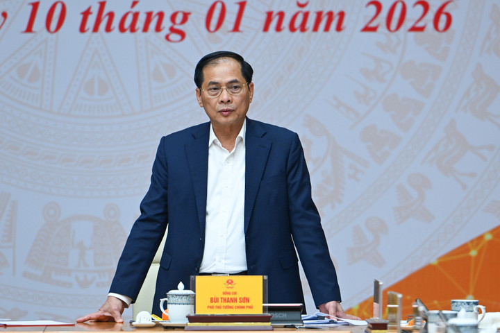 Phó Thủ tướng Bùi Thanh Sơn phát biểu tại Hội nghị - Ảnh: VGP/Nhật Bắc