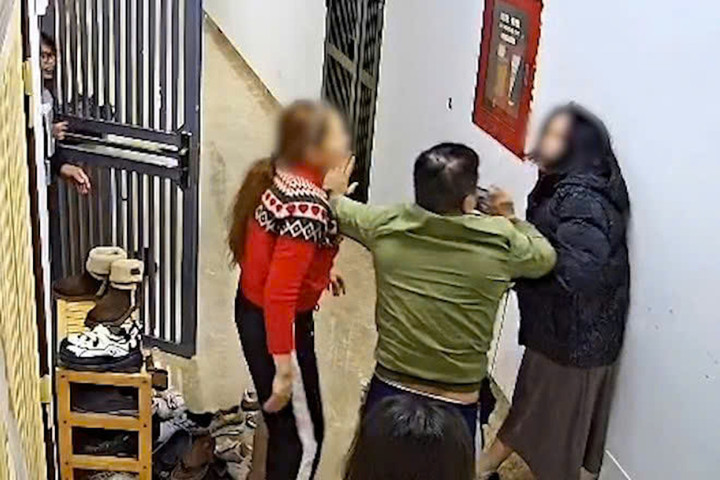 Hình ảnh vụ xô xát.