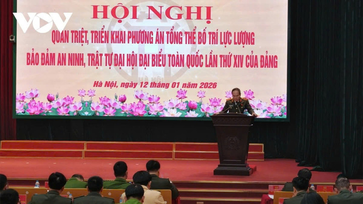 Toàn cảnh hội nghị.