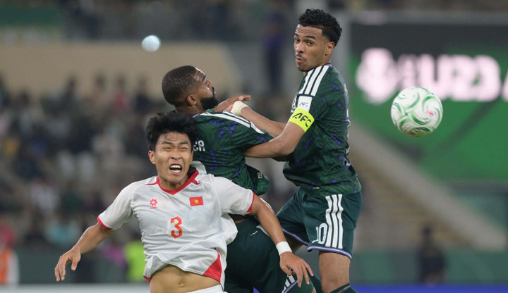 U23 Việt Nam hoá giải thành công các pha tấn công bằng bóng bổng của đối thủ.