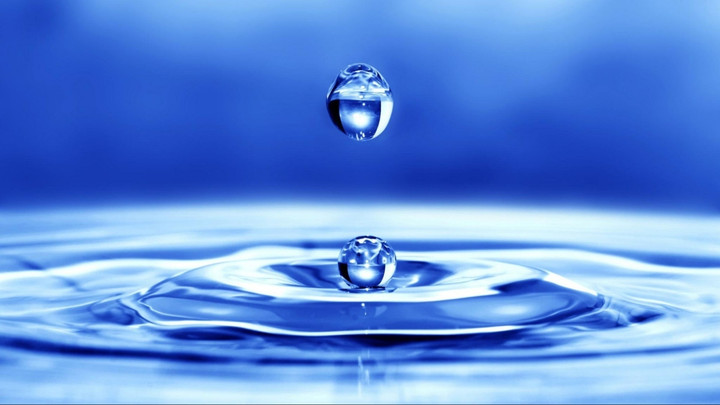 Người mang mệnh Thủy thường được cho là thông minh, nhạy bén.