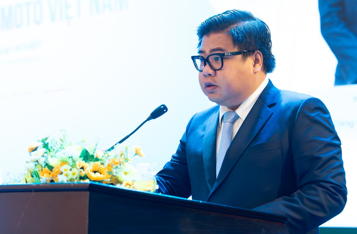 TS. Cao Tấn Huy - Phó Hiệu trưởng Trường Đại học Tài chính – Marketing phát biểu. (Ảnh: Hữu Hạnh)