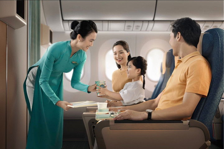 Vietnam Airlines từng bước định nghĩa lại trải nghiệm dịch vụ hàng không, hướng tới mục tiêu đạt chuẩn 5 sao trước năm 2030.