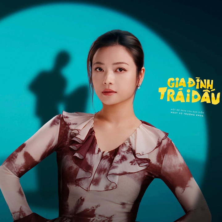 NSƯT Kiều Anh đang là cái tên nhận được nhiều sự chú ý khi đảm nhận vai chính trong phim sóng giờ vàng "Gia đình trái dấu".