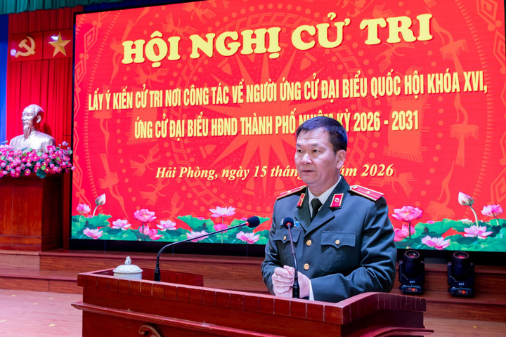 Thiếu tướng Bùi Quang Bình, Giám đốc Công an TP Hải Phòng phát biểu chỉ đạo hội nghị.