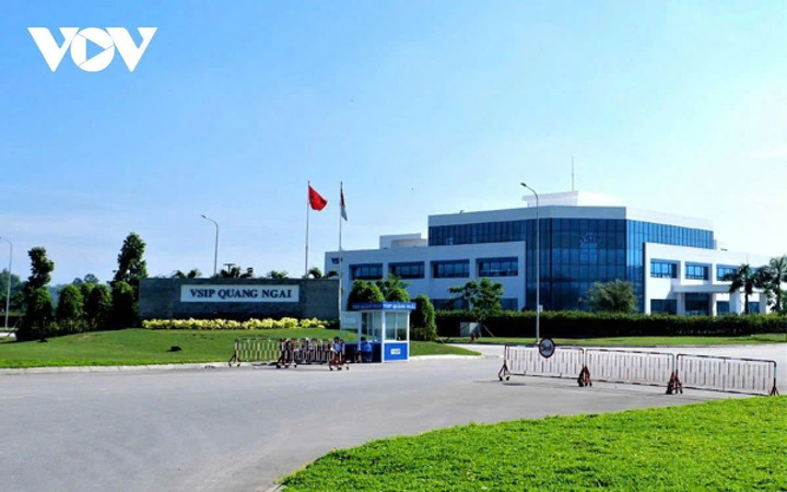 Nhà nước thực hiện đúng, đủ vai trò "kiến tạo, phục vụ", tạo môi trường kinh doanh minh bạch, công bằng, doanh nghiệp sẽ yên tâm làm ăn, mở rộng sản xuất kinh doanh.