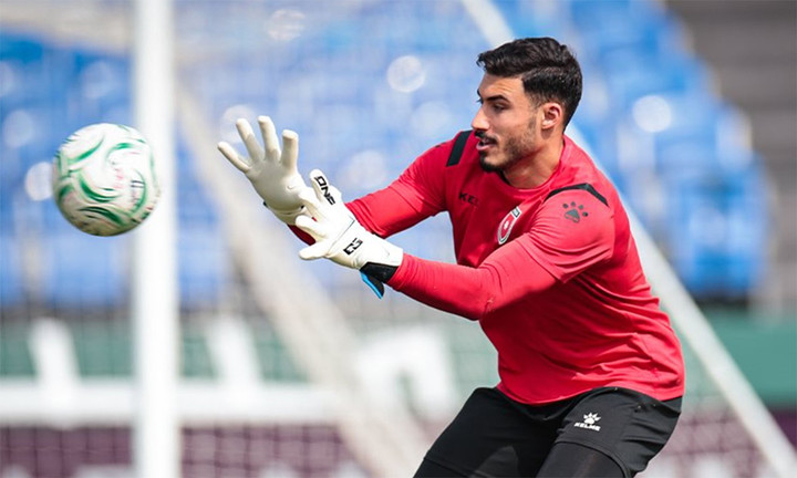 Thủ môn Al Talalga