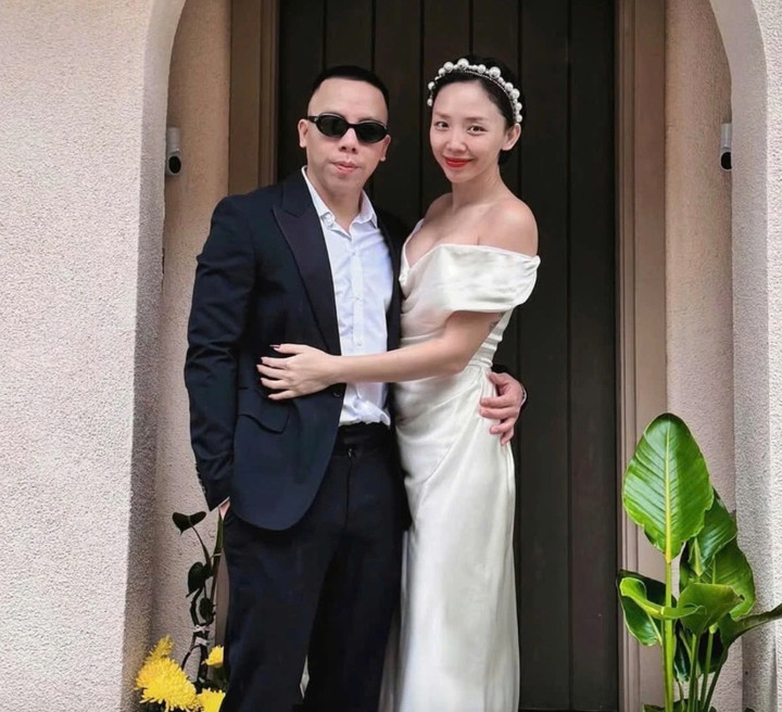 Cả hai tổ chức đám cưới riêng tư vào năm 2020.