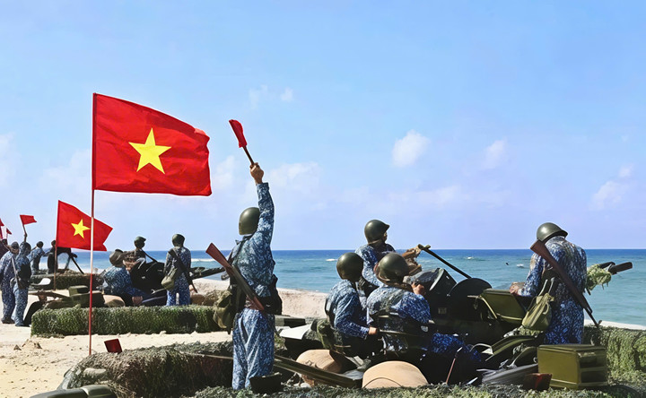 Khí thế luyện tập sẵn sàng chiến đấu trên đảo Trường Sa.