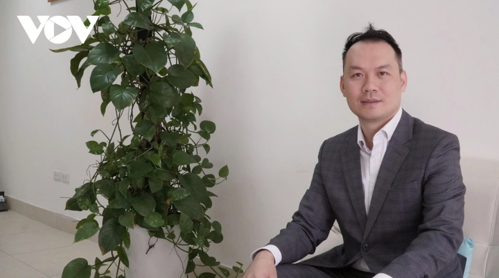 PGS. TS Đinh Công Hoàng, Viện Hàn lâm Khoa học xã hội Việt Nam.