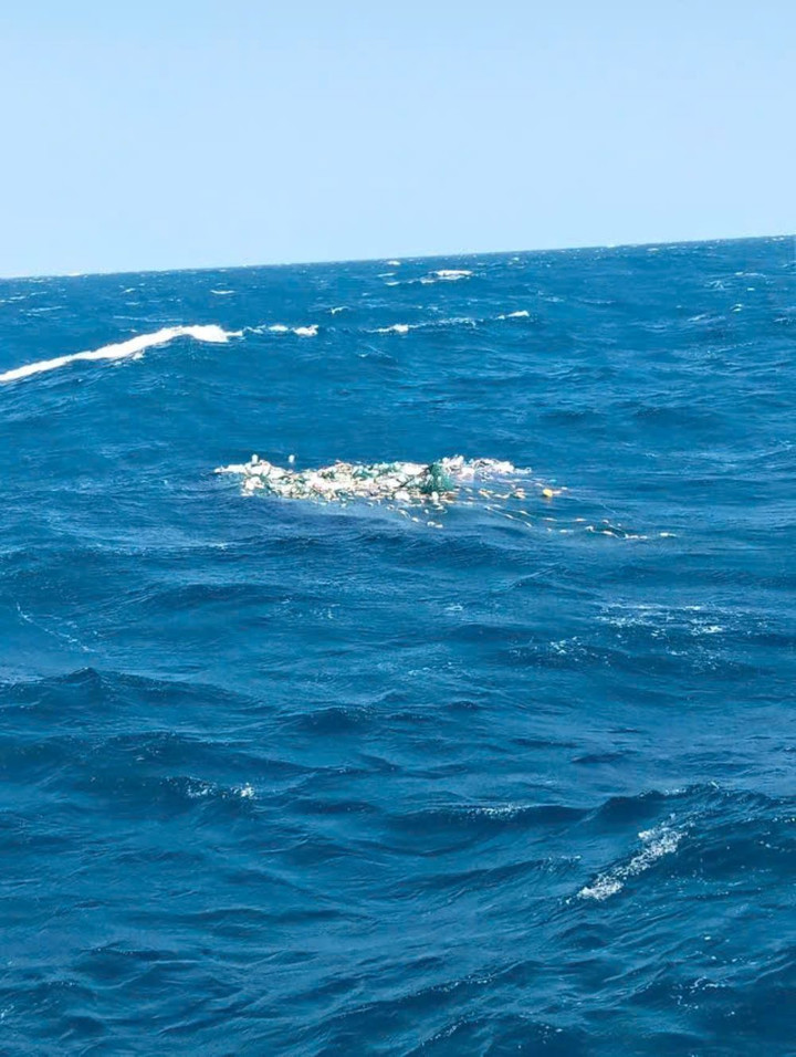 Bộ giàn lưới rê mà thuyền trưởng Cao Văn Thơ tìm thấy