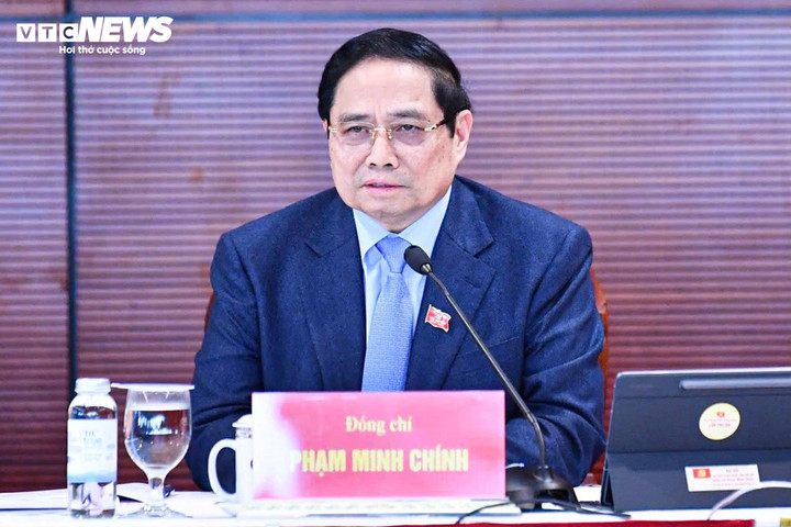 Uỷ viên Bộ Chính trị, Thủ tướng Phạm Minh Chính phát biểu trong buổi thảo luận tại Đoàn. (Ảnh: Nhạc Dương)