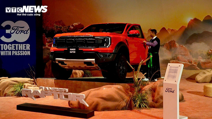 Ford Ranger duy trì ngôi đầu phân khúc bán tải với 18.692 xe bán ra trong năm 2025. (Ảnh: Mạnh Hùng)