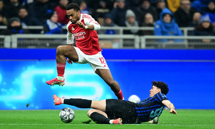 Inter Milan đấu với Arsenal trên sân nhà. (Ảnh: Reuters)
