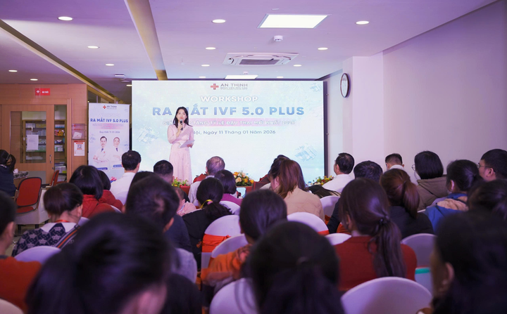 Bệnh viện Phụ sản An thịnh tổ chức workshop IVF 5.0 Plus thu hút rất đông ba mẹ tham dự.