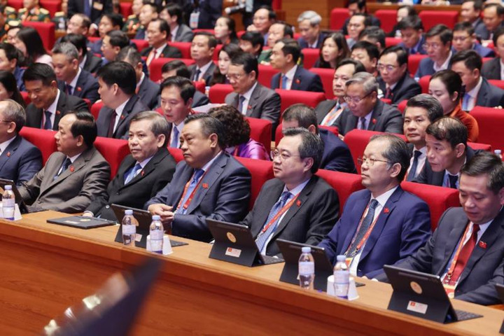 Đoàn đại biểu Đảng bộ các cơ quan Đảng Trung ương dự phiên thảo luận về các văn kiện Đại hội. (Ảnh: TTXVN)