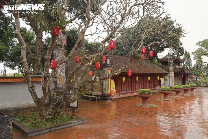 Nhìn tổng thể, Văn miếu Mao Điền mang dáng dấp của một ngôi trường cổ, đậm nét truyền thống khoa bảng và tinh thần hiếu học. Du khách khi đến tham quan có thể nhận diện rõ tầm vóc, giá trị lịch sử cũng như vai trò đặc biệt của Văn miếu Mao Điền.