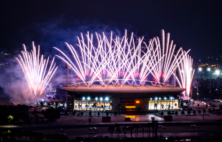 Những chủng loại pháo lần đầu tiên xuất hiện tại Việt Nam cùng hiệu ứng nghệ thuật lập trình riêng cho đại nhạc hội. (Ảnh: Sun Group)