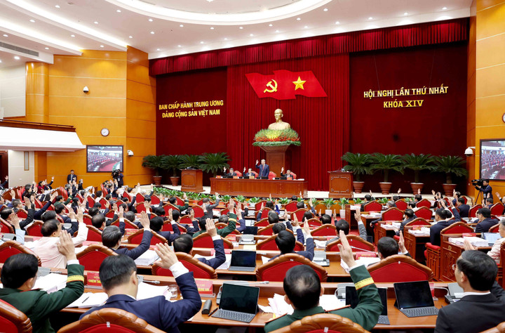 Các Ủy viên Trung ương dự hội nghị. (Ảnh TTXVN)