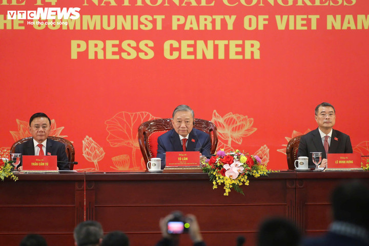 Tổng Bí thư Tô Lâm chủ trì họp báo quốc tế thông tin về kết quả Đại hội XIV của Đảng.