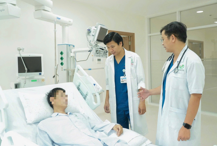 Người bệnh đang được điều trị và tiếp tục theo dõi tại Bệnh viện Quân y 175. (Ảnh: BVCC)