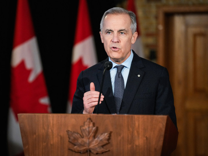 Thủ tướng Canada Mark Carney phát biểu tại buổi họp báo trước thềm diễn đàn hoạch định của nội các, diễn ra tại Citadelle ở Quebec City, Canada, ngày 22/1/2026. (Ảnh: Reuters/Mathieu Belanger)
