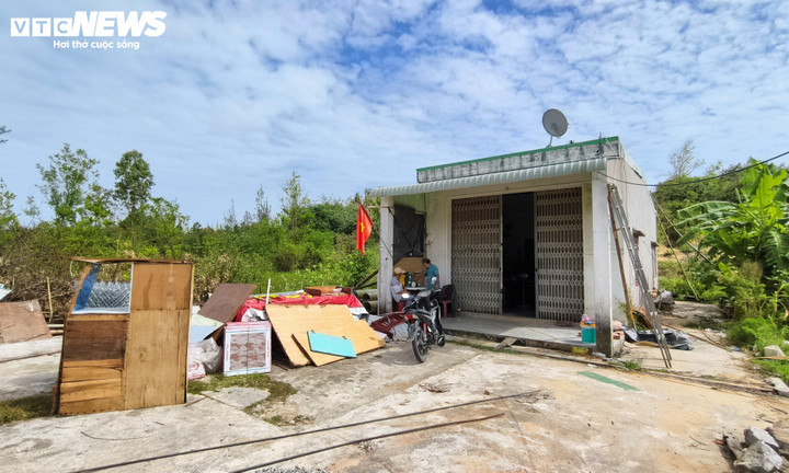 Dự án bị thu hồi, gần 2 năm trôi qua người dân thôn Hội Tân vẫn chưa nhận được kết quả hay thông báo rõ ràng. Người dân không thể tự sửa sang nhà cửa.