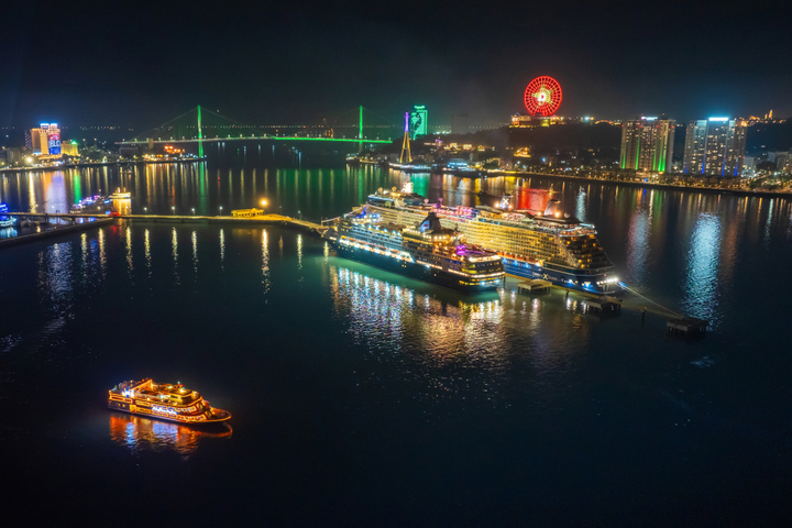 Hoạt động kinh tế đêm cùng các sản phẩm du lịch mới được đẩy mạnh, gia tăng sức hút.