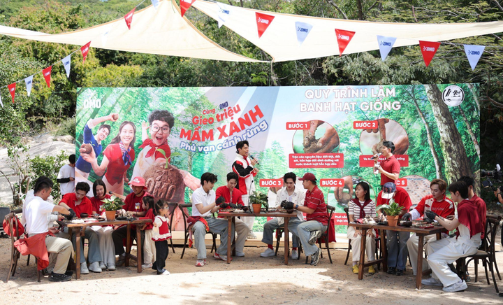 Sự kiện livestream thử thách làm banh hạt giống để cùng nhau mang “lộc xanh” đến với núi rừng, đã được đông đảo người xem ủng hộ với hàng chục ngàn lượt bình luận, tương tác.