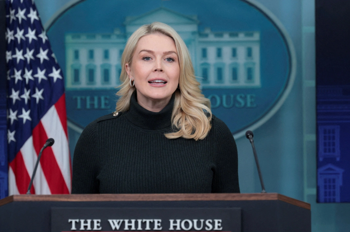 Thư ký báo chí Karoline Leavitt trong cuộc họp báo ở Nhà Trắng ngày 26/1. (Nguồn: Reuters)