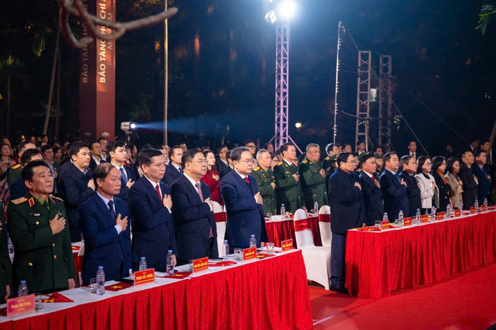 Lãnh đạo Chính phủ, Quốc hội, các bộ, ngành và thành phố Hà Nội. (Ảnh: Phạm Thắng)