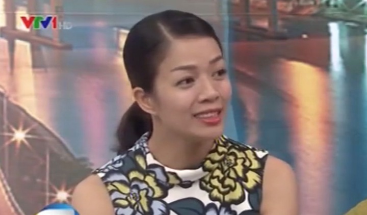 Hình ảnh hiếm hoi trên sóng truyền hình của Như Trang vài năm trước.