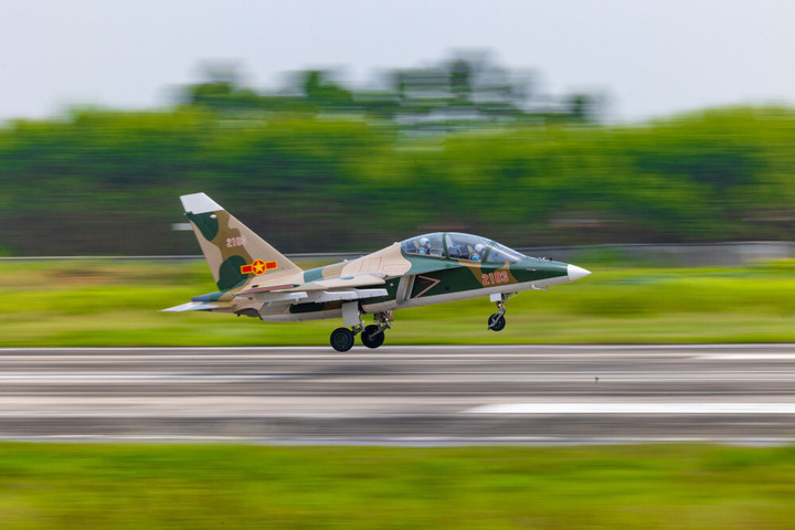Máy bay Yak-130 (ảnh: Trung Sơn TTXVN)