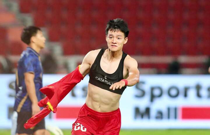 Thanh Nhàn ghi bàn thắng quyết định giúp U22 Việt Nam thắng Thái Lan, vô địch SEA Games 2025.