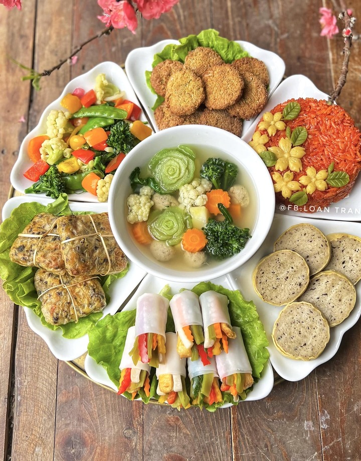 Gợi ý mâm cỗ chay cúng rằm tháng Chạp. (Ảnh: Loan Trần)