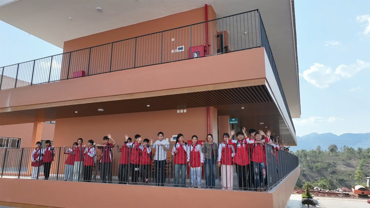 Trường nội trú liên cấp tại Si Pa Phìn, Điện Biên trước giờ khánh thành - 4