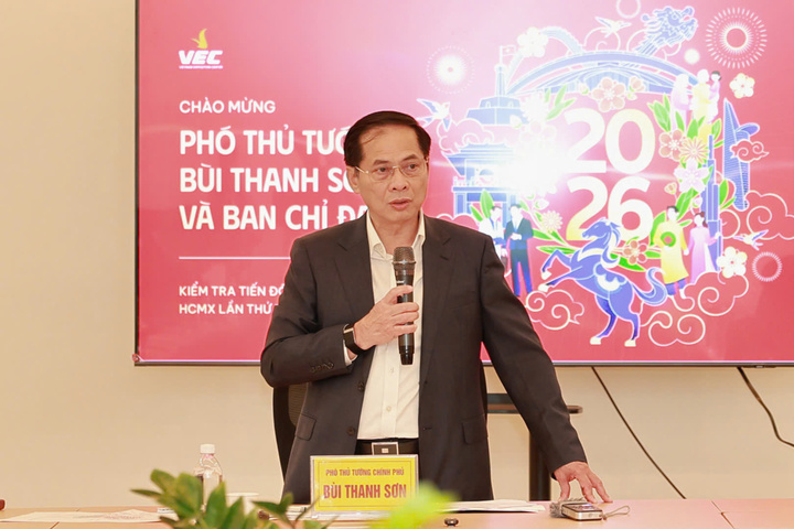 Phó Thủ tướng Bùi Thanh Sơn kiểm tra việc triển khai Hội chợ Mùa Xuân 2026 sáng 30/1.