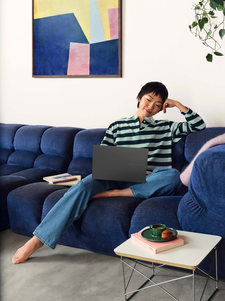 Vivobook S14 có thiết kế trẻ trung, hướng đến nhóm người dùng năng động. (Ảnh: ASUS)