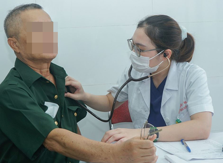 Kê đơn thuốc ngoại trú sẽ dựa vào tình trạng bệnh của từng bệnh nhân.