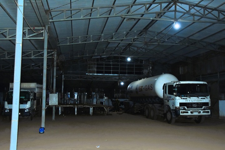 Điểm sang chiết gas từ xe bồn sang bình để tiêu thụ ra thị trường. (Ảnh: CACC)