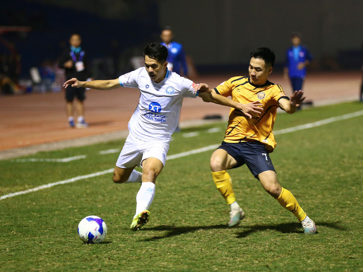 CLB Thanh Hóa đấu với Nam Định ở vòng 12 V.League.