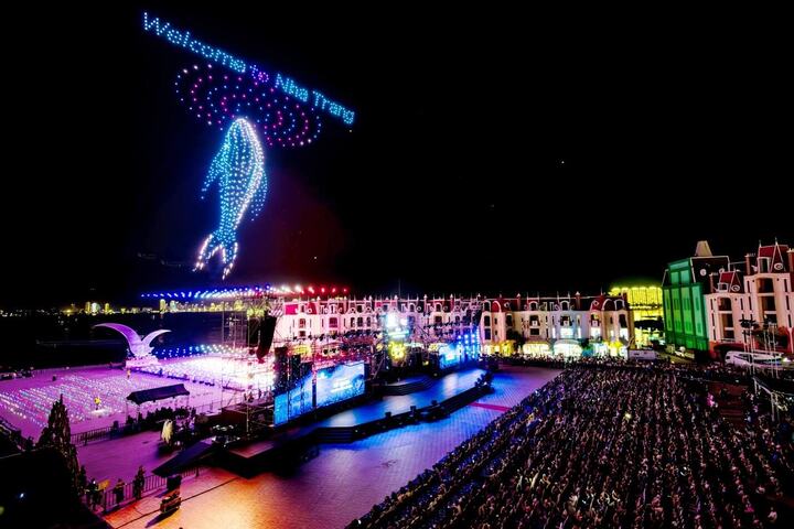 Nha Trang là mũi nhọn du lịch của Việt Nam, với công suất hàng chục triệu lượt khách mỗi năm