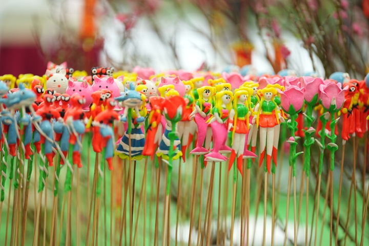 Tò he - Món quà tuổi thơ đậm nét truyền thống cũng xuất hiện tại sự kiện lần này.